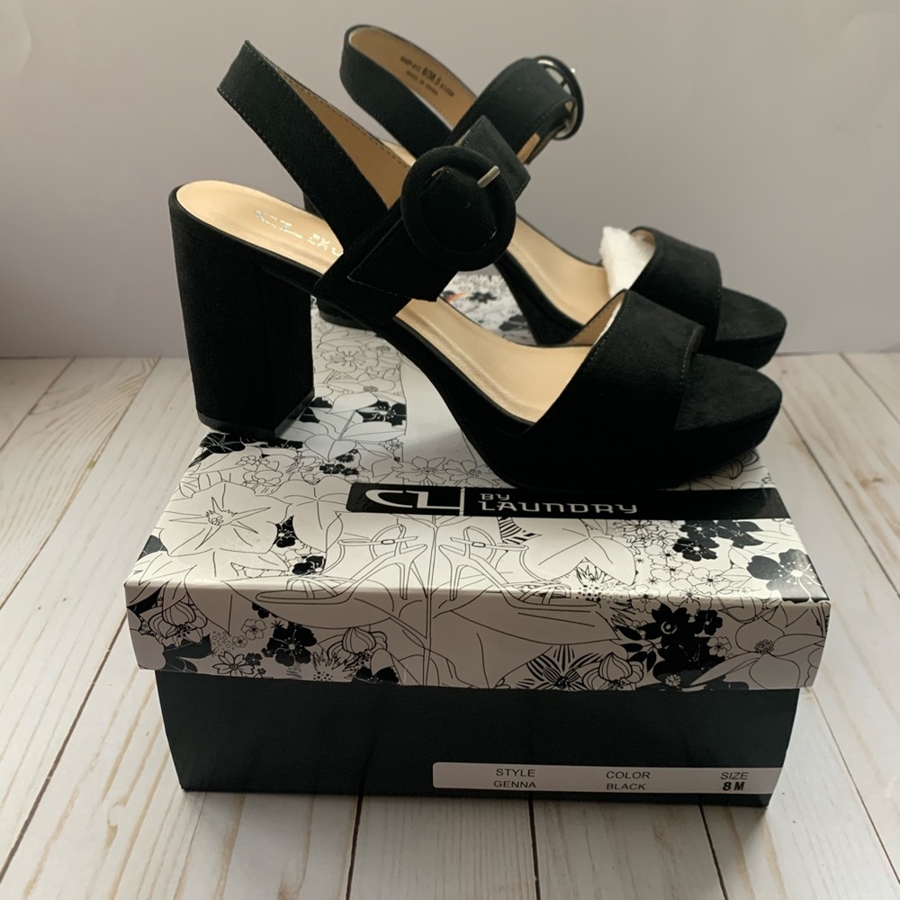 Sale! 👠CL by Laundry Genna Shoes